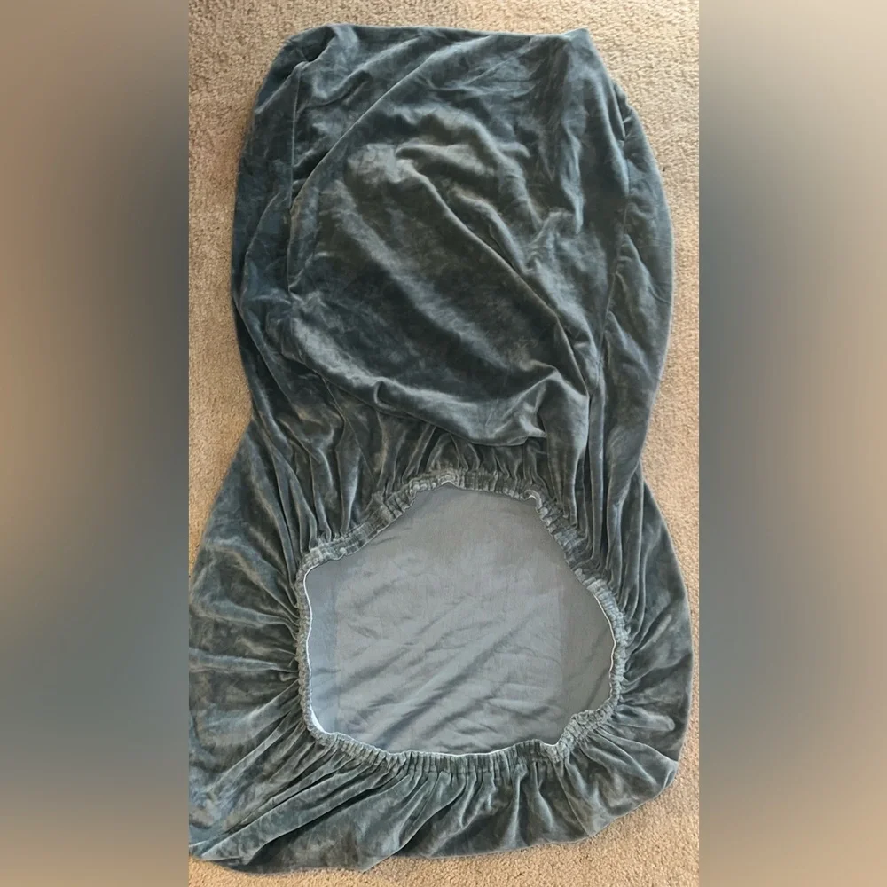 🆕 velvet chair cover